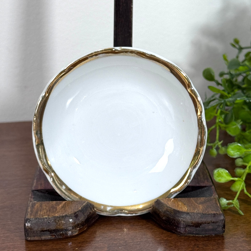 Vintage Butter Pat Small Plate White with Gold Trim 3" Diameter Y21